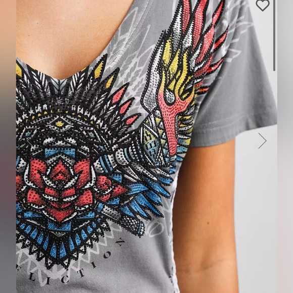 Affliction Black Label Tribal Fire Women’s Grey & White T-Shirt Size Small - Picture 4 of 14